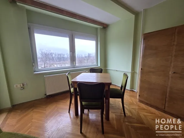 Eladó lakás Szeged, Belváros 75 nm