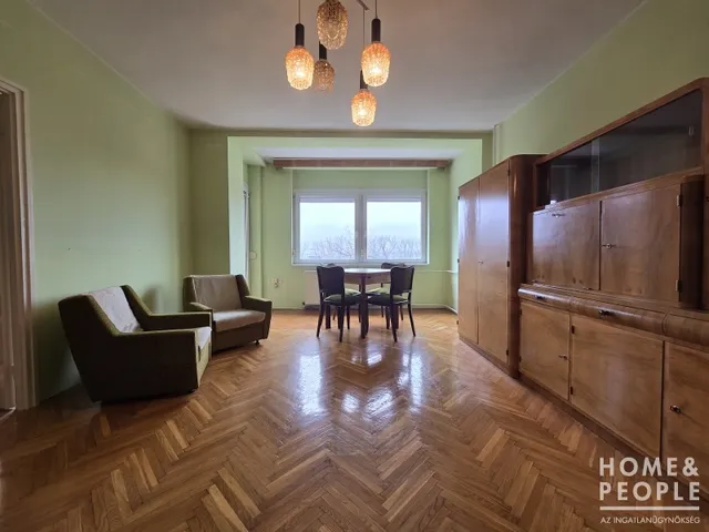 Eladó lakás Szeged, Belváros 75 nm