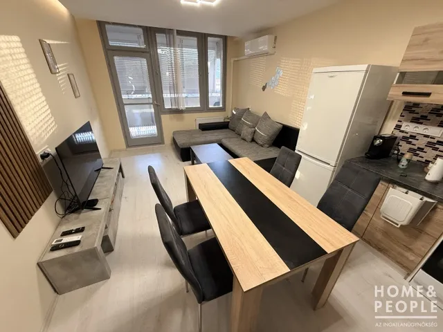 Eladó lakás Szeged, Belváros 54 nm