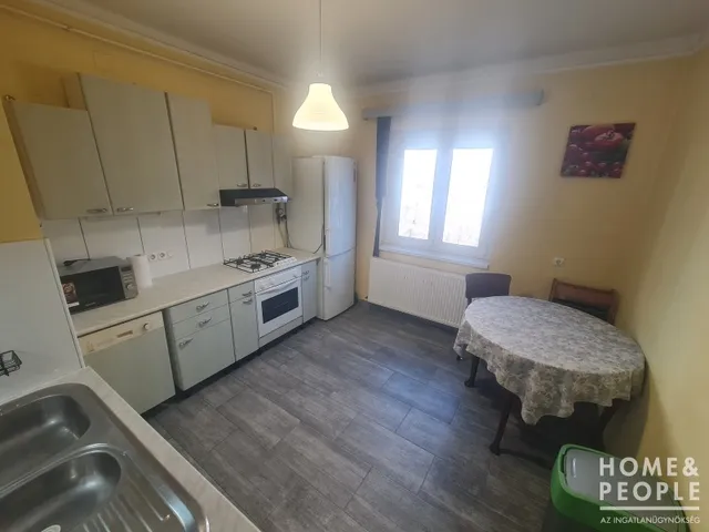 Eladó lakás Szeged, Belváros 91 nm