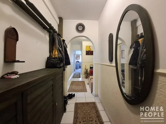 Eladó lakás Szeged, Tarján 64 nm