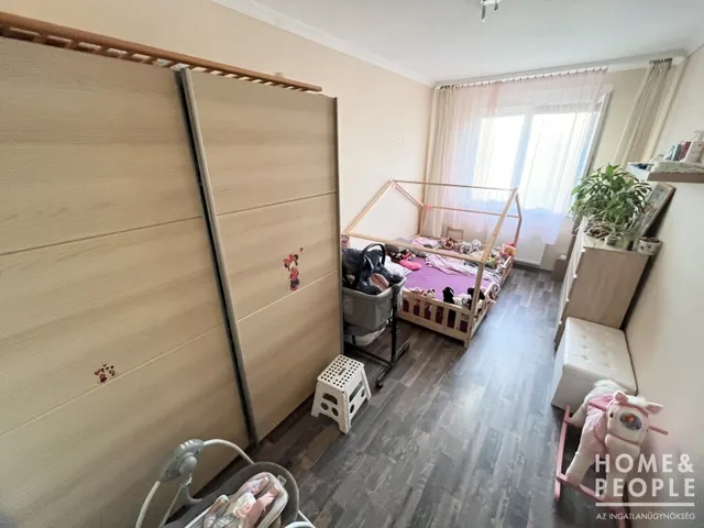 Eladó lakás Szeged, Felsőváros 72 nm