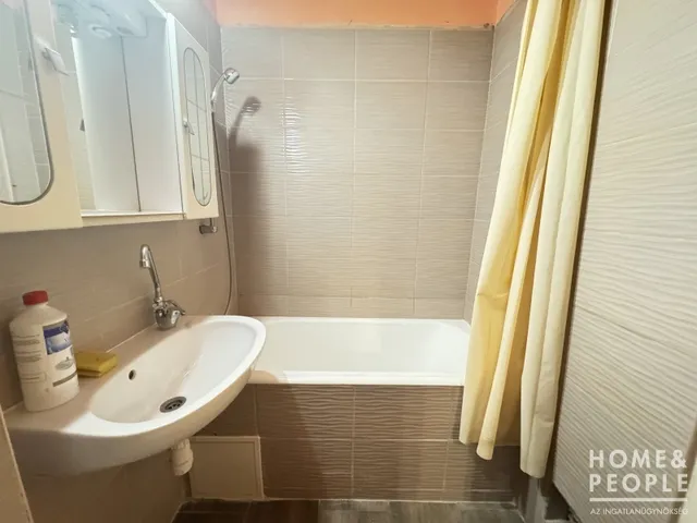 Eladó lakás Szeged, Tarján 35 nm