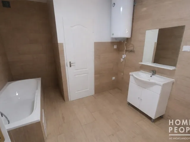 Eladó ház Sándorfalva 87 nm