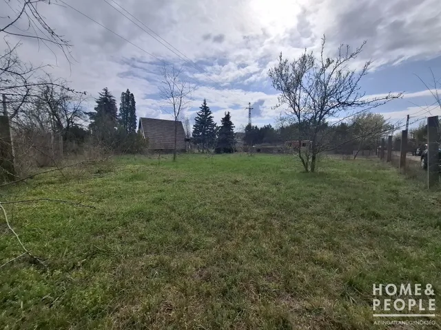 Eladó telek Szeged, Subasa 841 nm