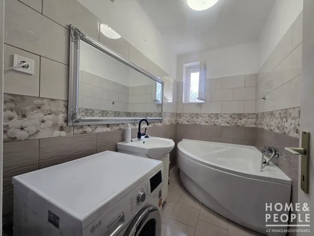 Eladó lakás Hódmezővásárhely 78 nm