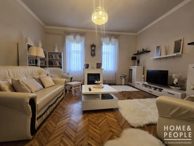 Eladó lakás Hódmezővásárhely 84 nm