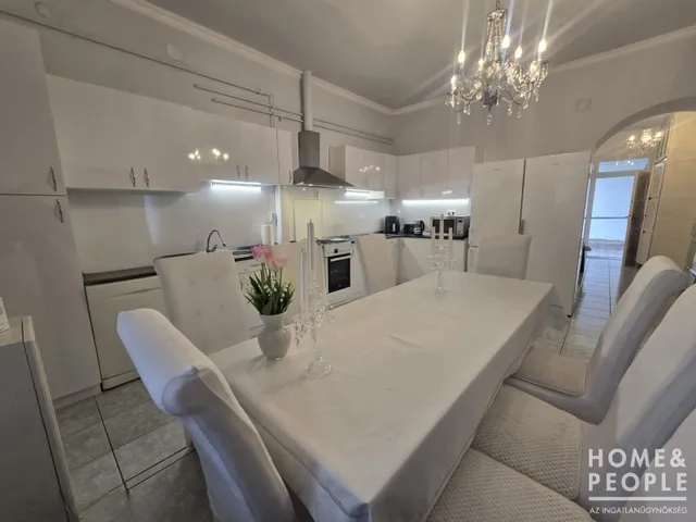 Eladó lakás Hódmezővásárhely 84 nm