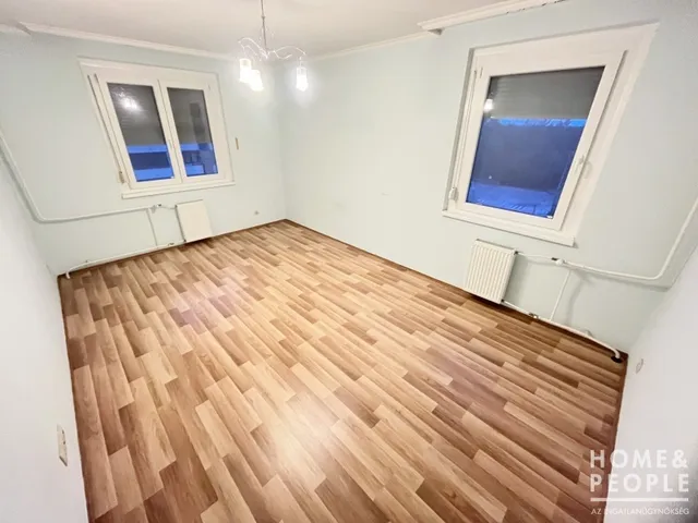 Eladó lakás Szeged, Belváros 75 nm