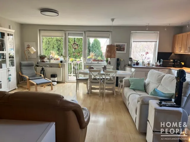 Eladó lakás Szeged, Rókus 106 nm