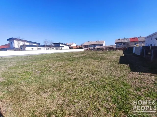 Eladó telek Algyő 1728 nm