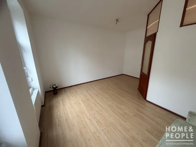 Eladó lakás Szeged, Alsóváros 41 nm