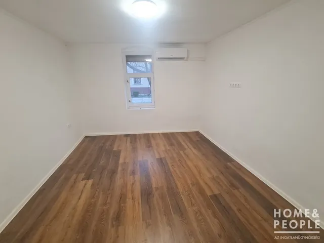 Eladó ház Hódmezővásárhely 196 nm