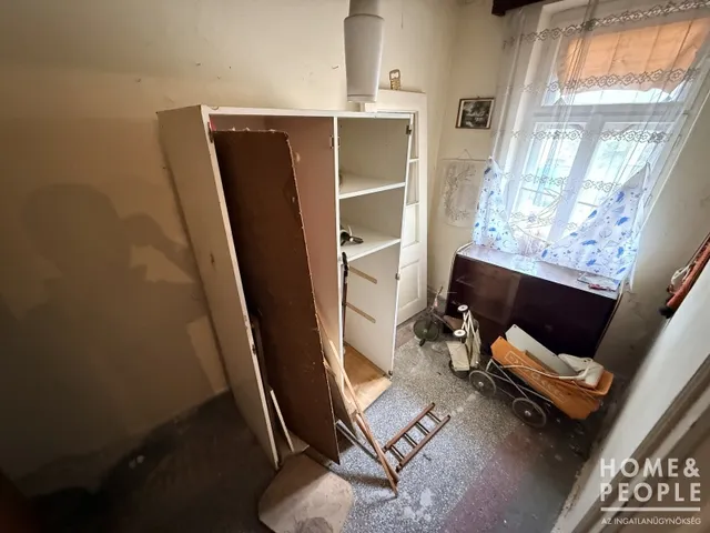 Eladó lakás Szeged, Móraváros 43 nm