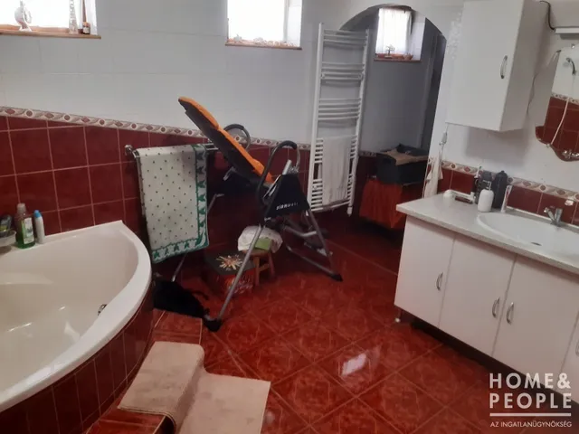 Eladó ház Hódmezővásárhely 142 nm
