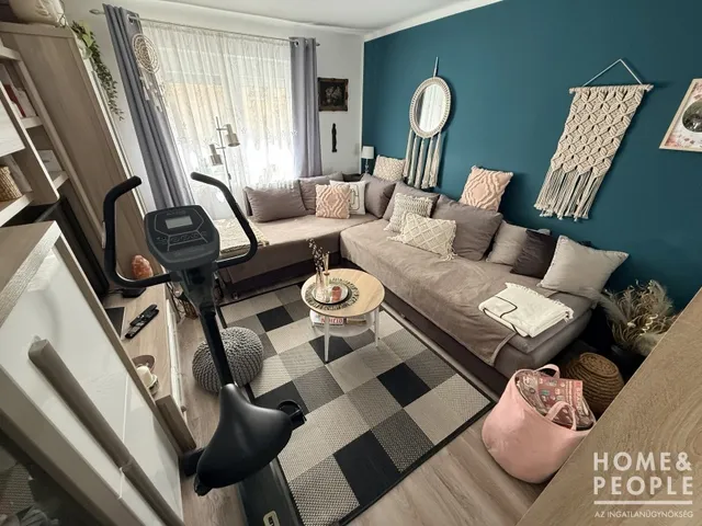 Eladó lakás Szeged, Belváros 24 nm