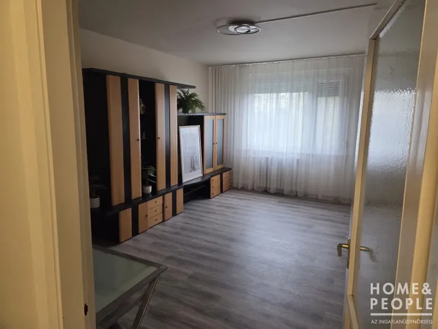 Eladó lakás Szeged, Újrókus 60 nm