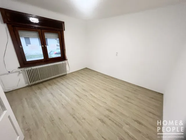Eladó ház Szeged, Tápé 65 nm