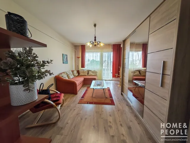 Eladó lakás Szeged, Felsőváros 54 nm