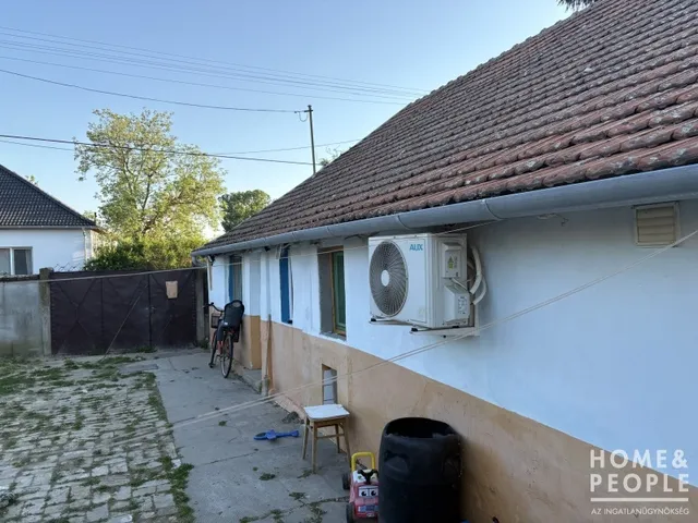 Eladó ház Kiszombor 111 nm