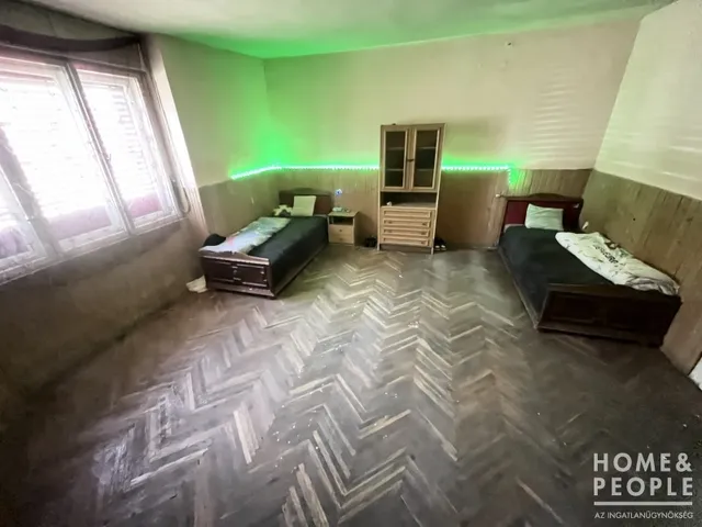 Eladó ház Kistelek 180 nm