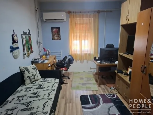 Eladó ház Szeged, Szőreg 82 nm
