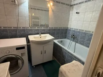 Eladó lakás Szeged, Makkosház 61 nm