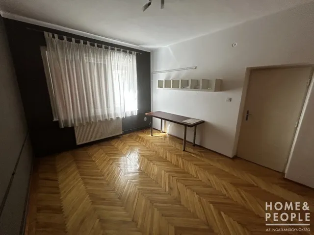Eladó lakás Szeged, Belváros 54 nm