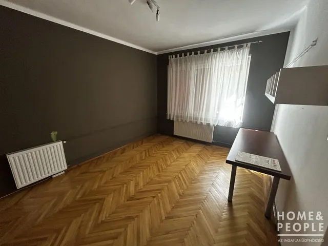 Eladó lakás Szeged, Belváros 54 nm