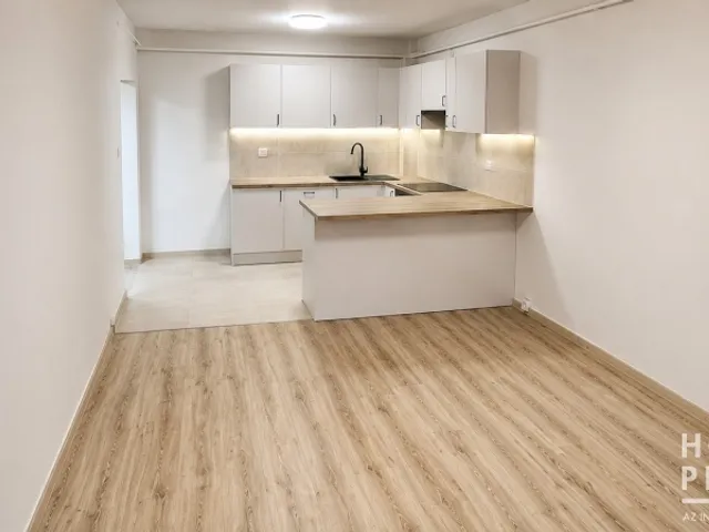 Eladó lakás Szeged, Tarján 52 nm
