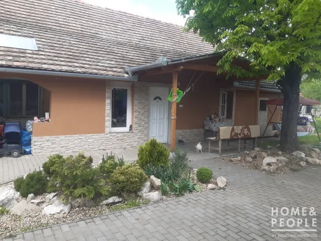 Eladó ház Hódmezővásárhely 170 nm