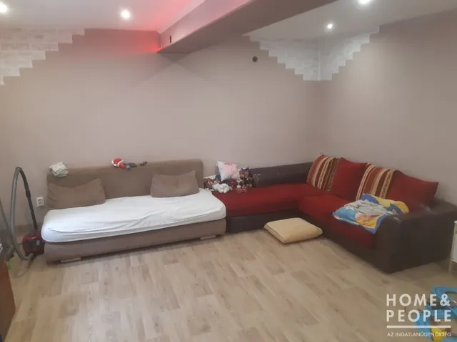 Eladó ház Hódmezővásárhely 170 nm