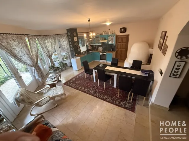 Eladó ház Szeged, Újszeged 254 nm