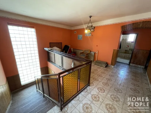Eladó ház Kistelek 180 nm
