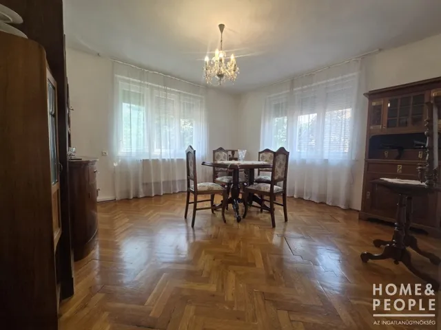 Eladó ház Hódmezővásárhely 130 nm