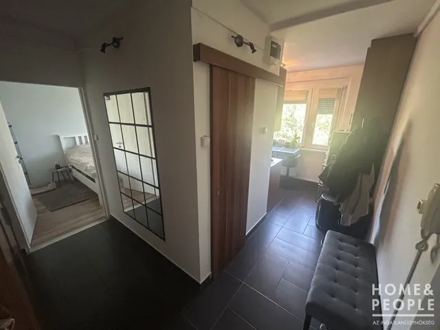 Eladó lakás Szeged, Makkosház 47 nm