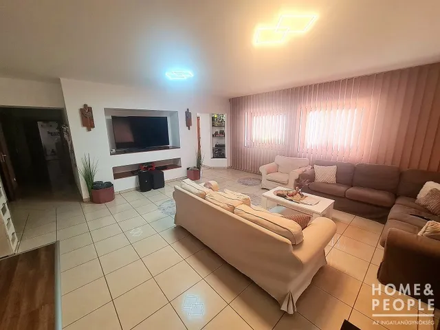 Eladó ház Hódmezővásárhely 124 nm
