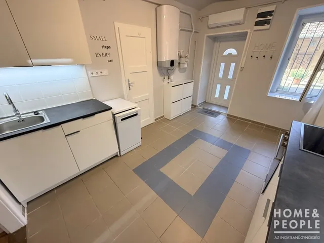 Eladó lakás Szeged, Belváros 34 nm