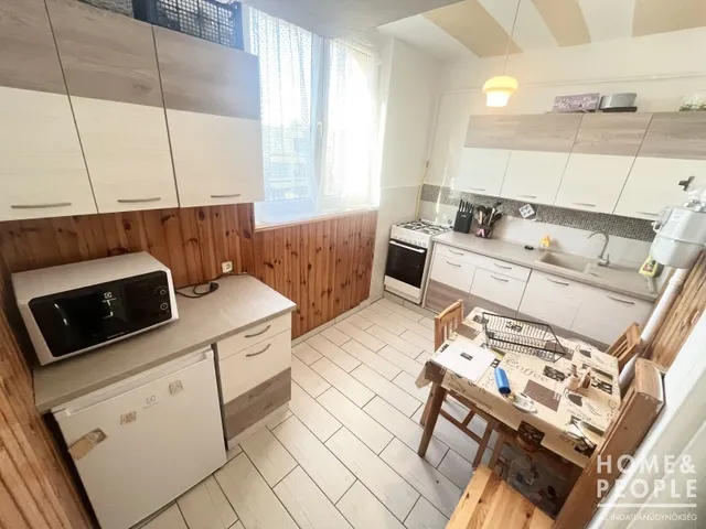 Eladó lakás Szeged, Tarján 59 nm