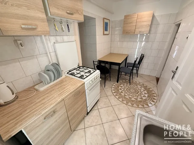 Eladó lakás Szeged, Belváros 30 nm
