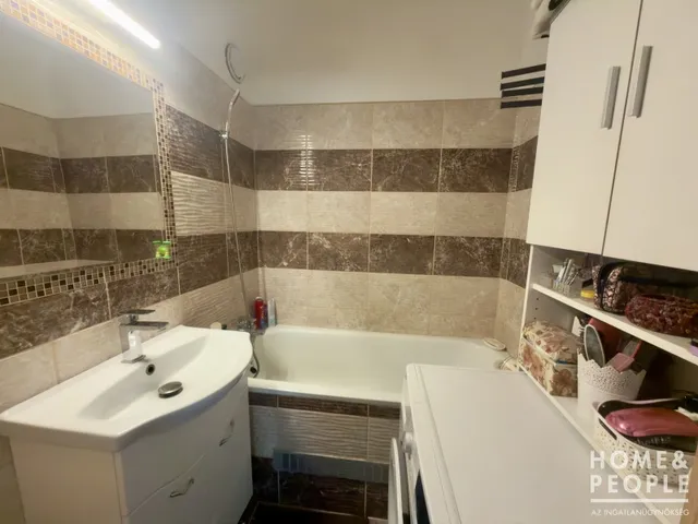 Eladó lakás Szeged, Makkosház 60 nm