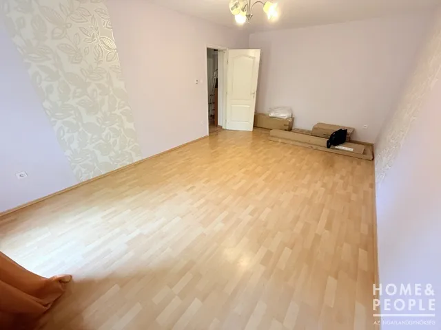 Eladó lakás Szeged, Móraváros 49 nm