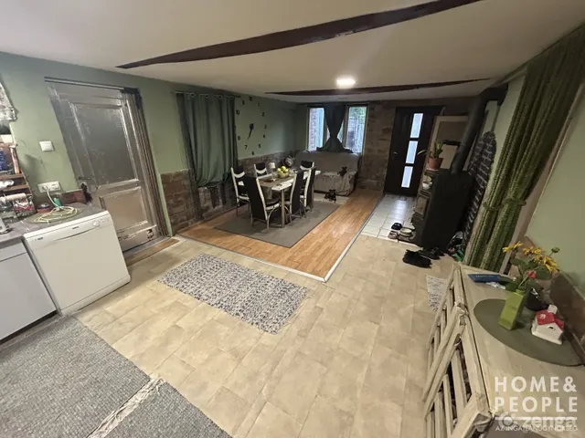 Eladó ház Deszk 120 nm