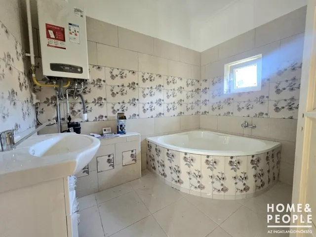 Eladó ház Hódmezővásárhely 109 nm