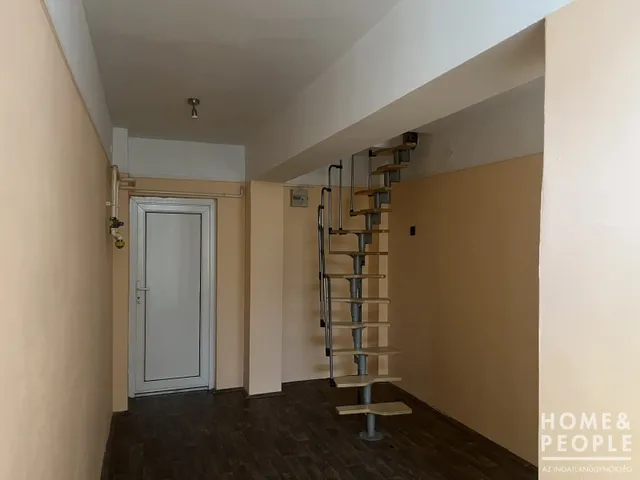 Eladó lakás Szeged 96 nm