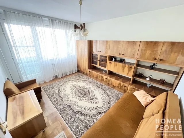 Eladó lakás Szeged, Tarján 52 nm