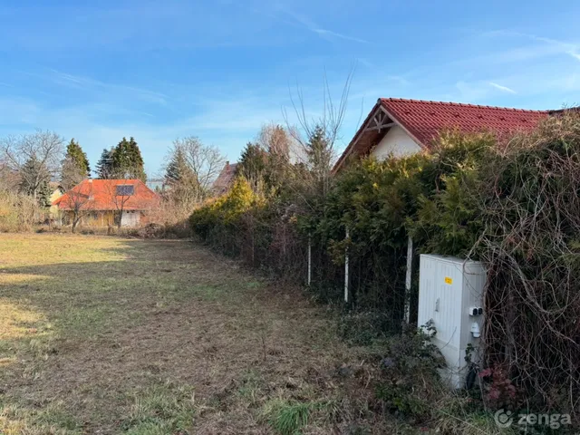 Eladó telek Balatonalmádi, Káptalanfüred 858 nm