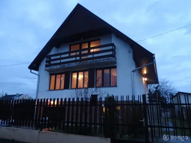 Eladó ház Debrecen, Falóger 120 nm