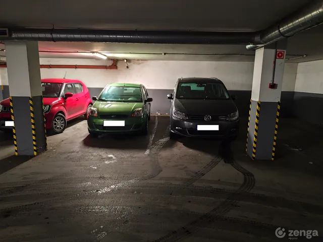 Kiadó garázs Budapest VIII. kerület, Csarnoknegyed 15 nm