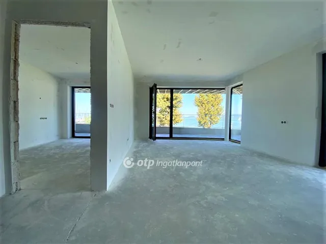 Eladó nyaraló Balatonfenyves 114 nm